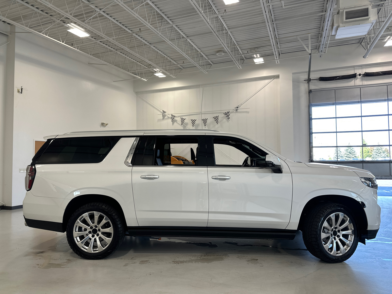 2021 Chevrolet Suburban High Country 5