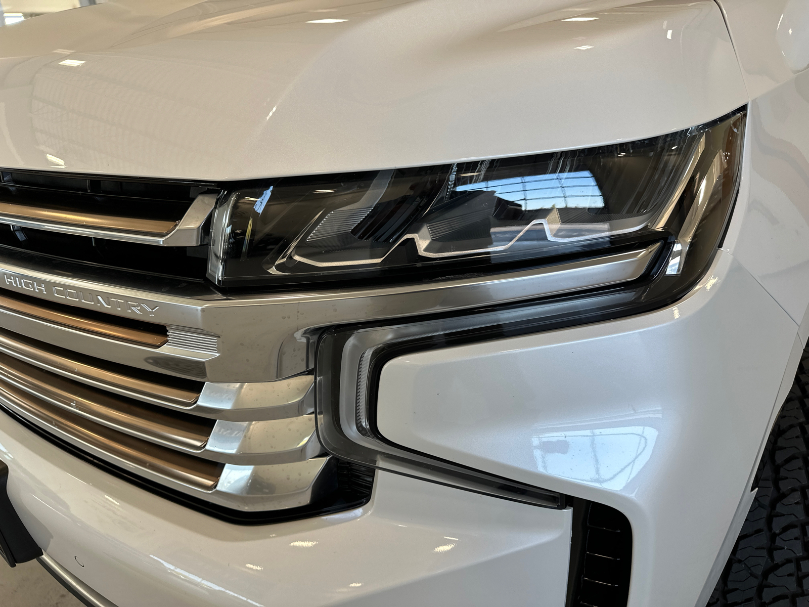 2021 Chevrolet Suburban High Country 11