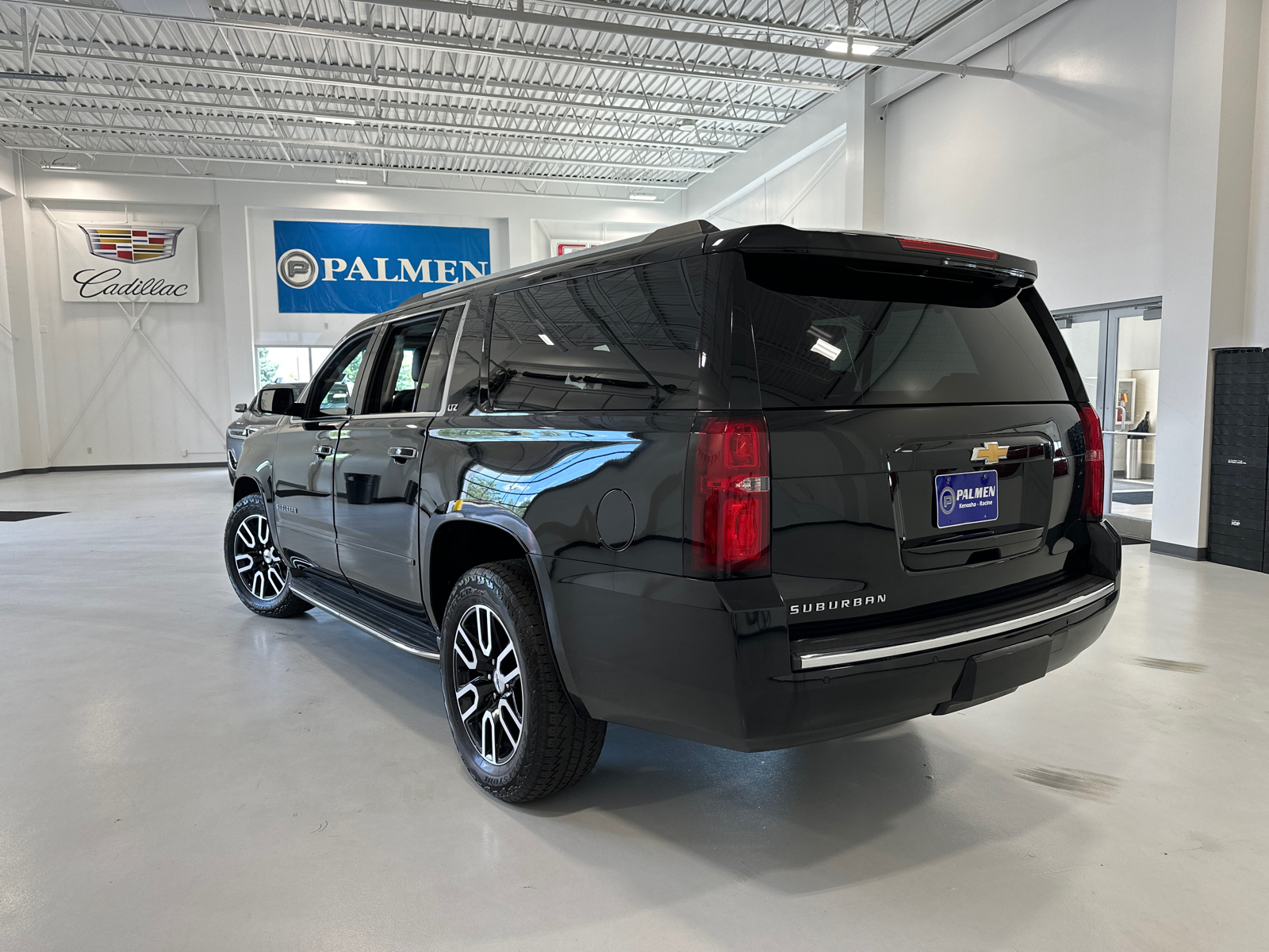 2015 Chevrolet Suburban LTZ 8