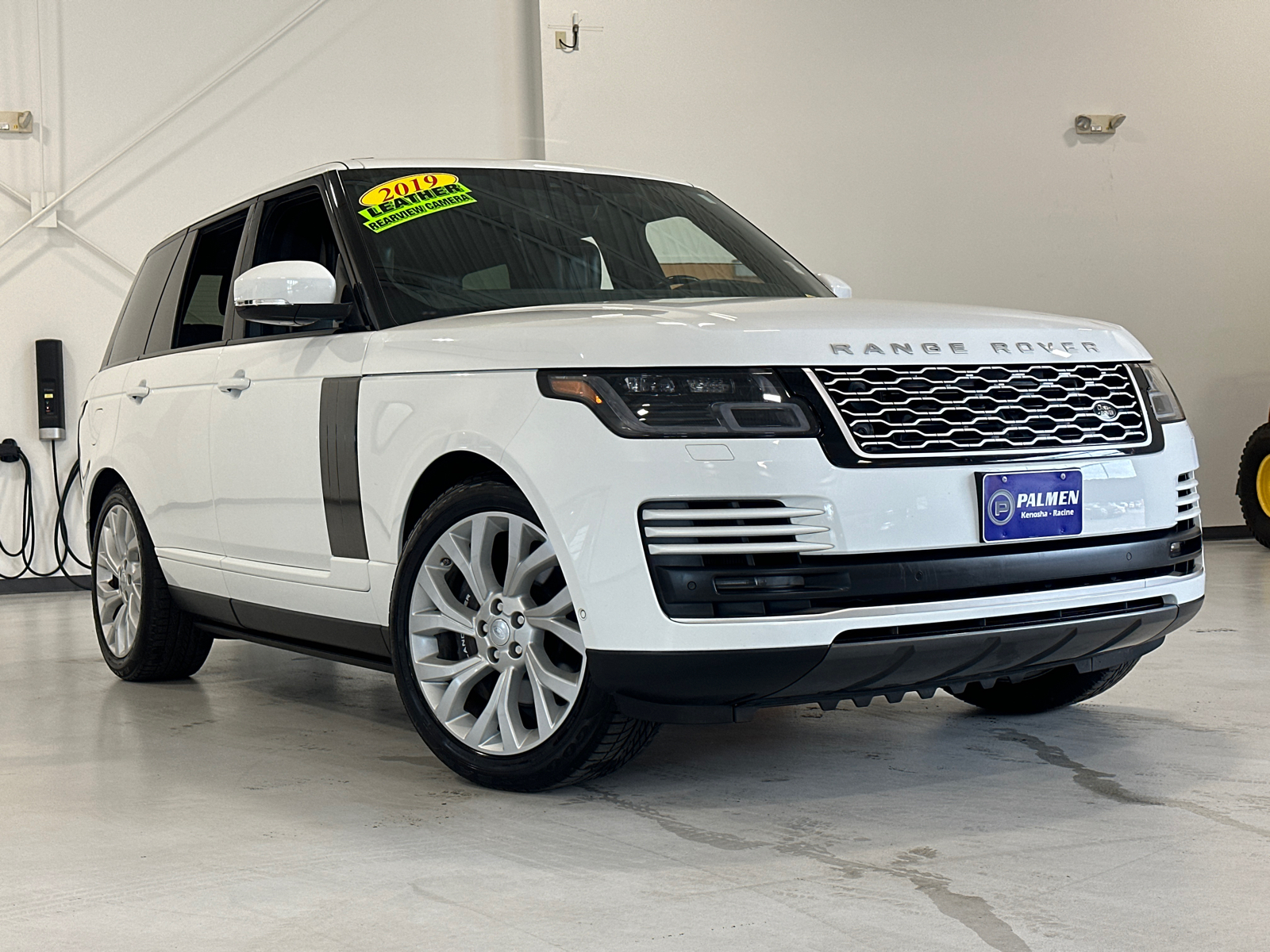 2019 Land Rover Range Rover 3.0L V6 Supercharged HSE 1