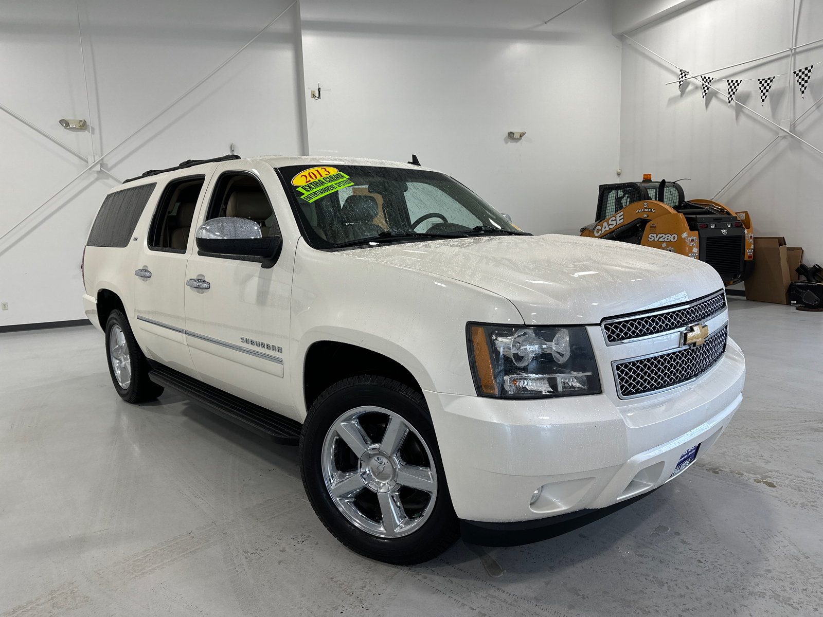 2013 Chevrolet Suburban 1500 LTZ 4