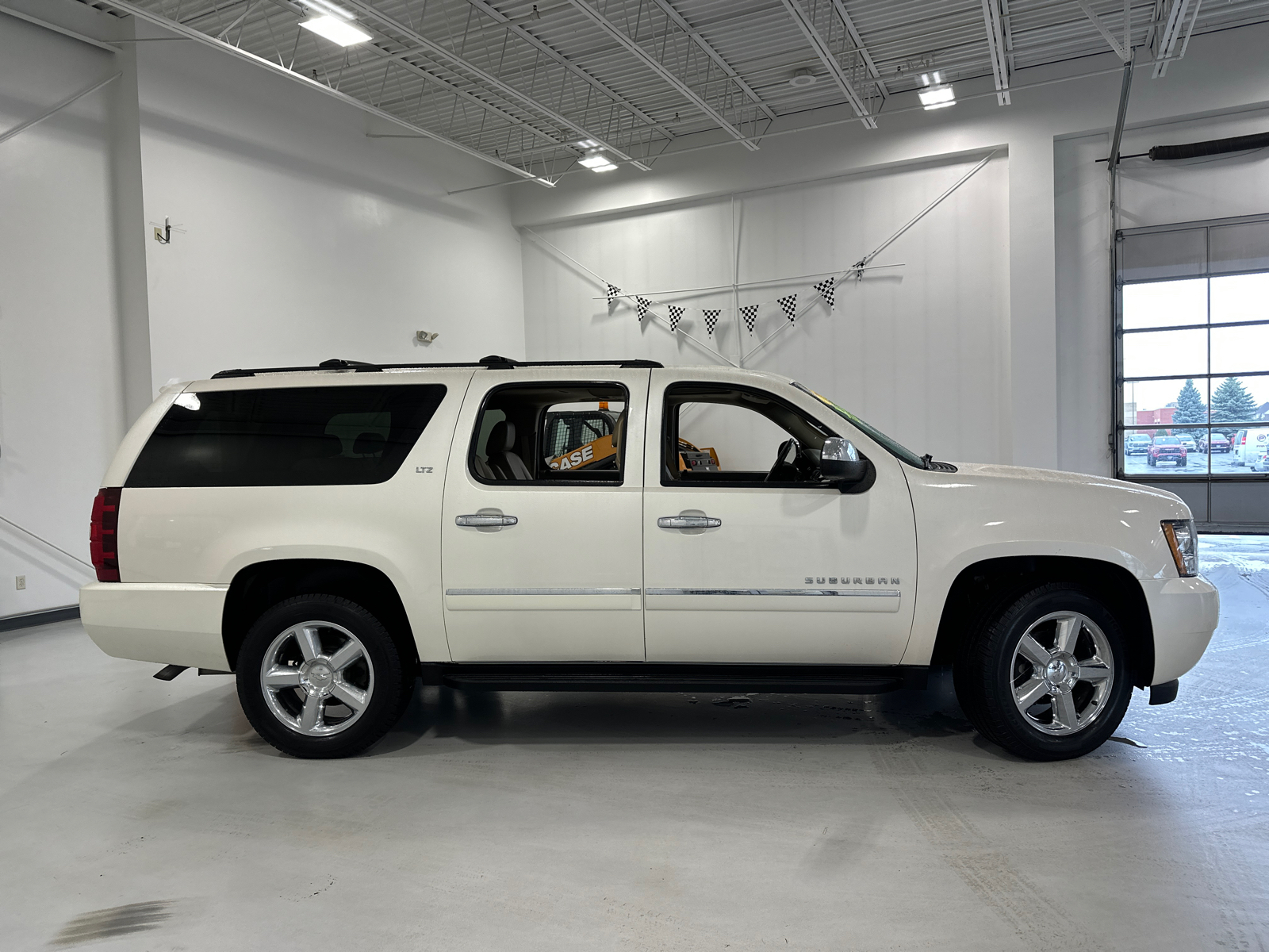 2013 Chevrolet Suburban 1500 LTZ 5