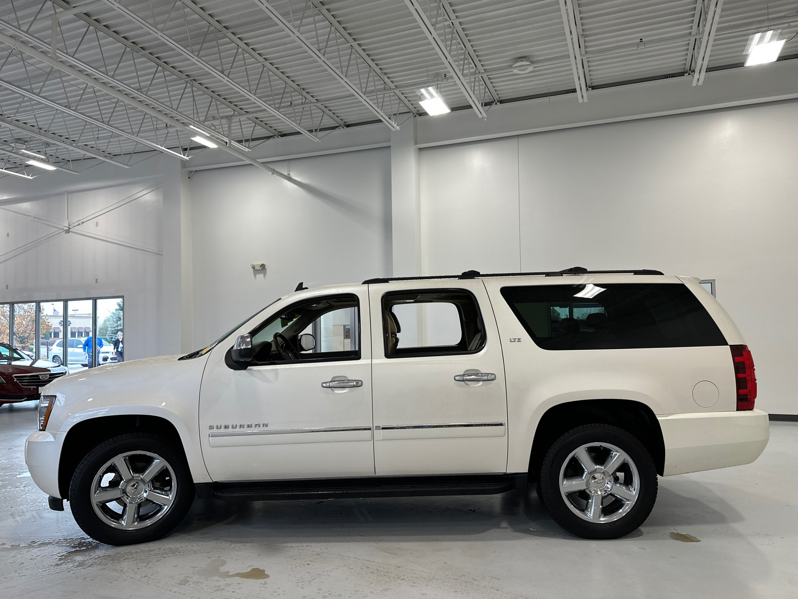 2013 Chevrolet Suburban 1500 LTZ 9