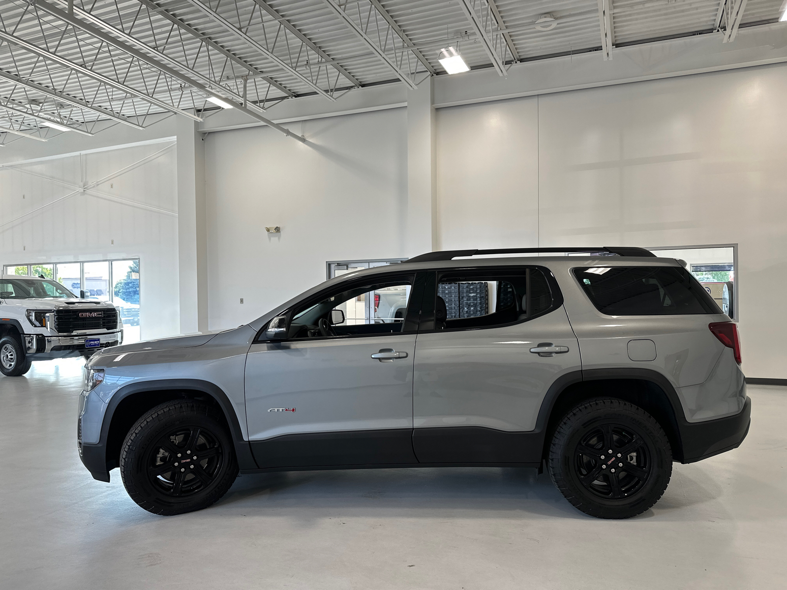 2023 GMC Acadia AT4 9