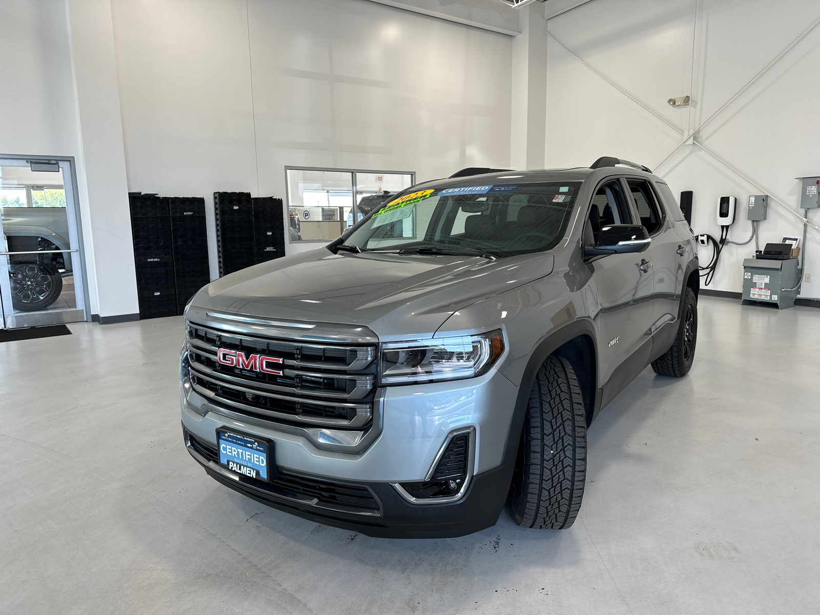 2023 GMC Acadia AT4 10