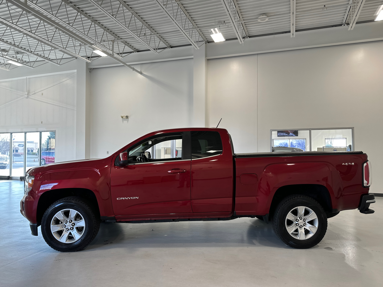 2017 GMC Canyon SLE1 9