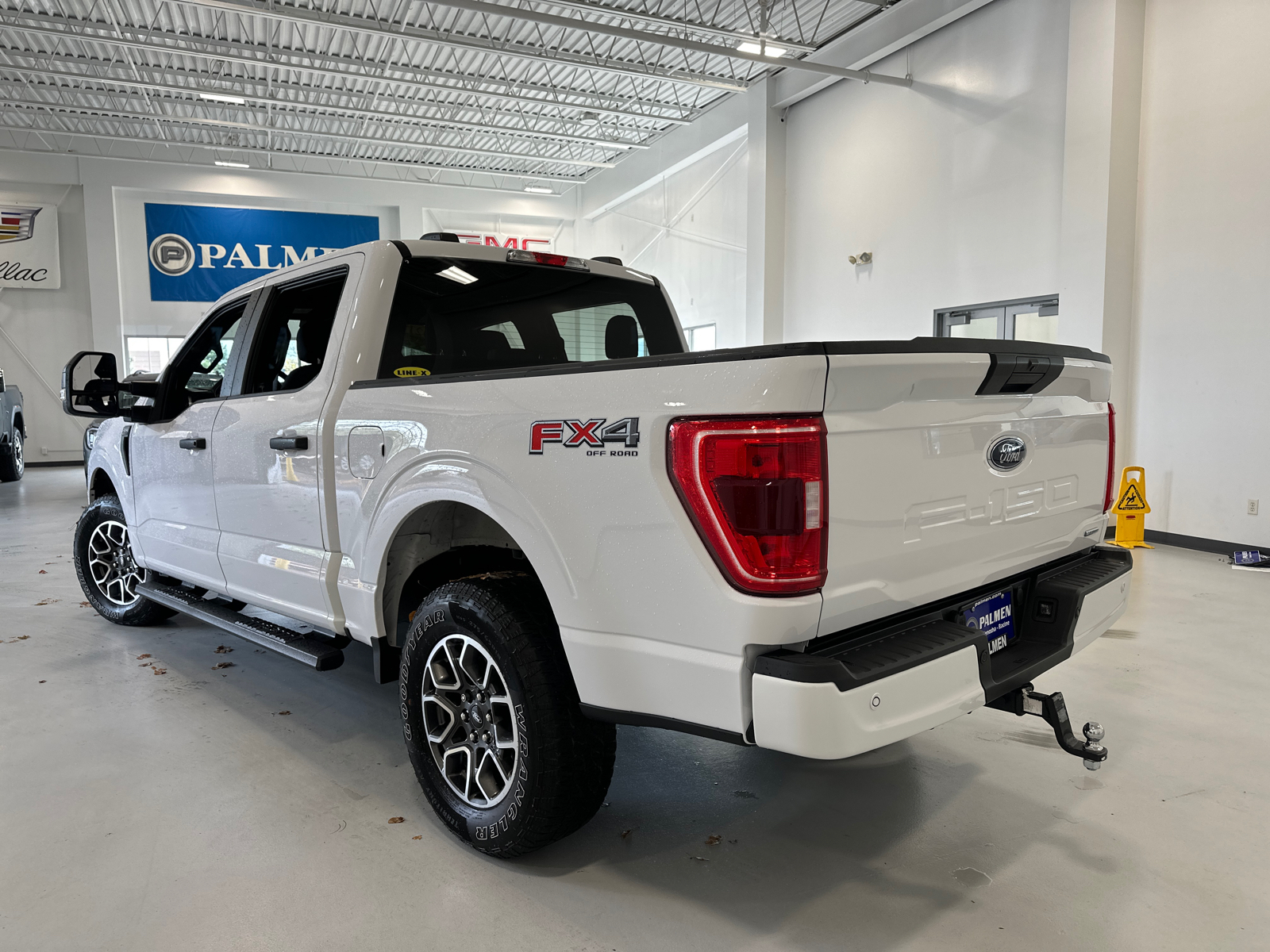 2021 Ford F-150 XL 8