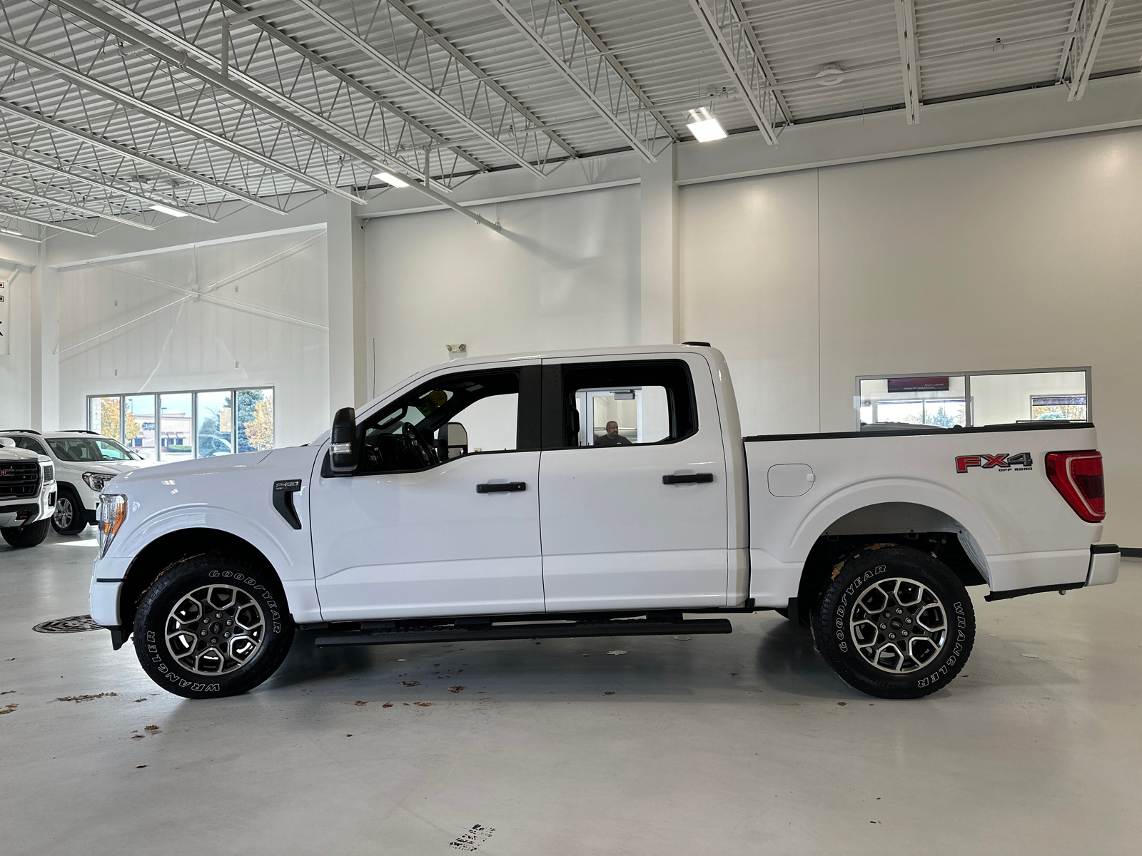 2021 Ford F-150 XL 9