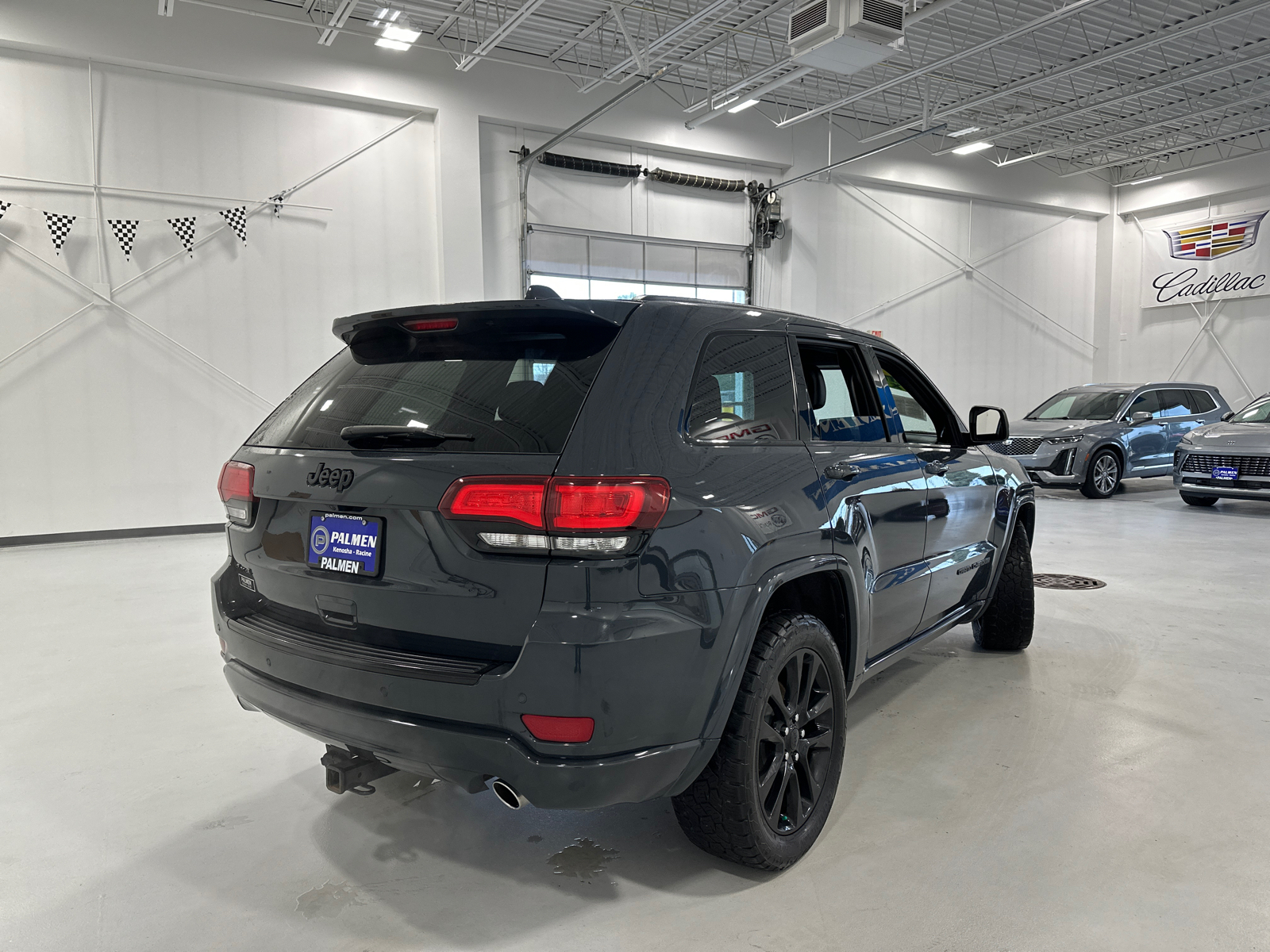 2018 Jeep Grand Cherokee Altitude 6