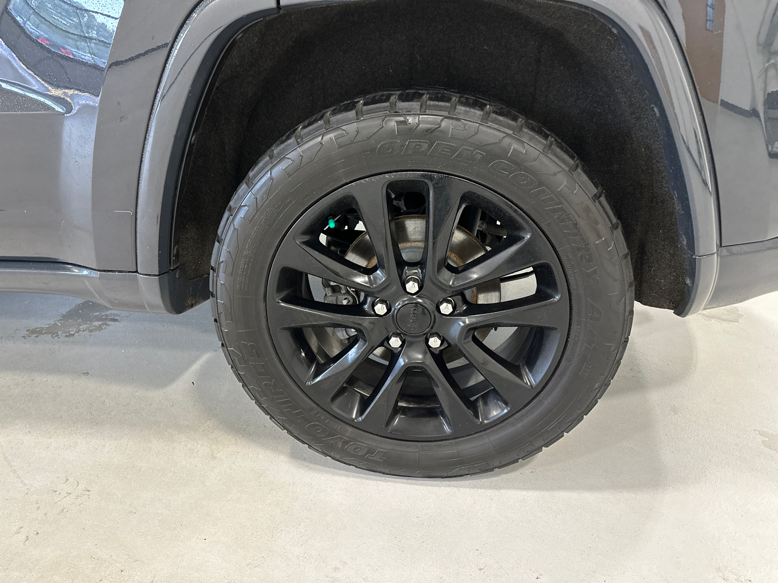 2018 Jeep Grand Cherokee Altitude 14