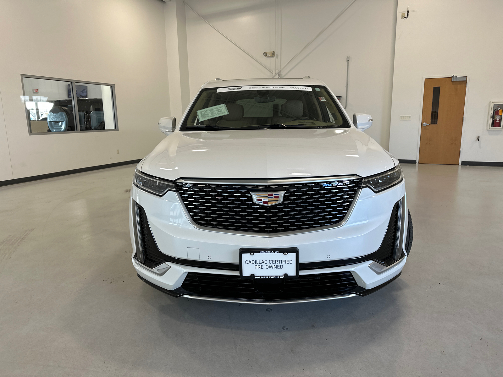 2023 Cadillac XT6 Premium Luxury 3