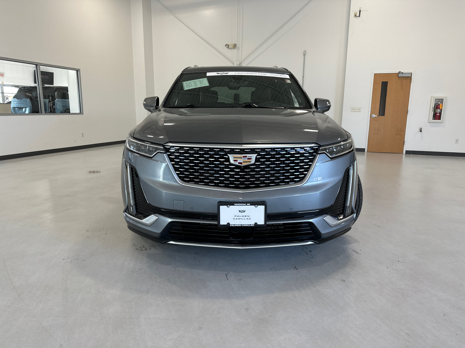 2022 Cadillac XT6 Premium Luxury 3