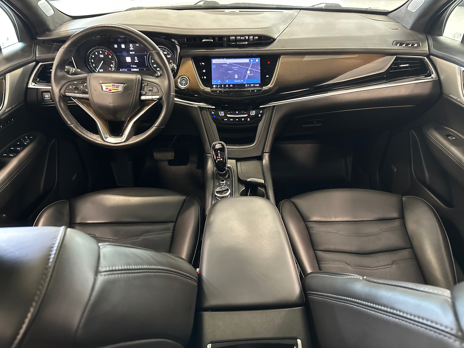 2022 Cadillac XT6 Premium Luxury 12