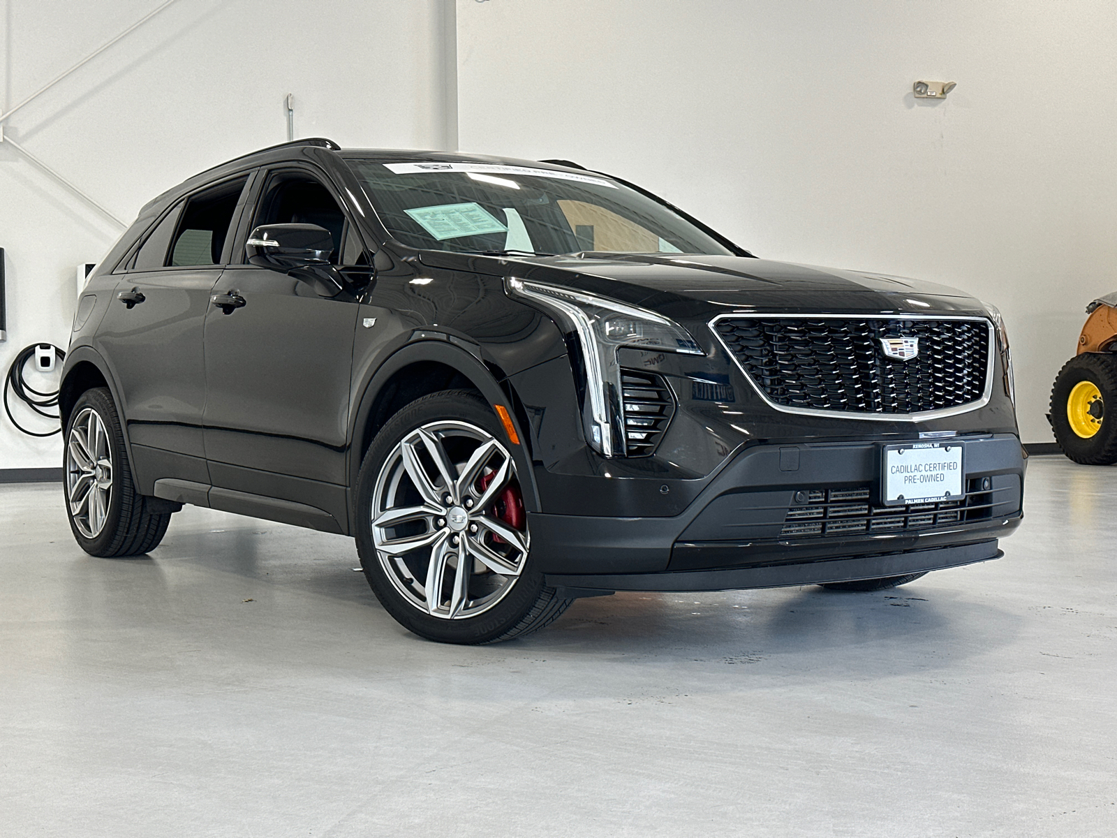 2021 Cadillac XT4 Sport 2