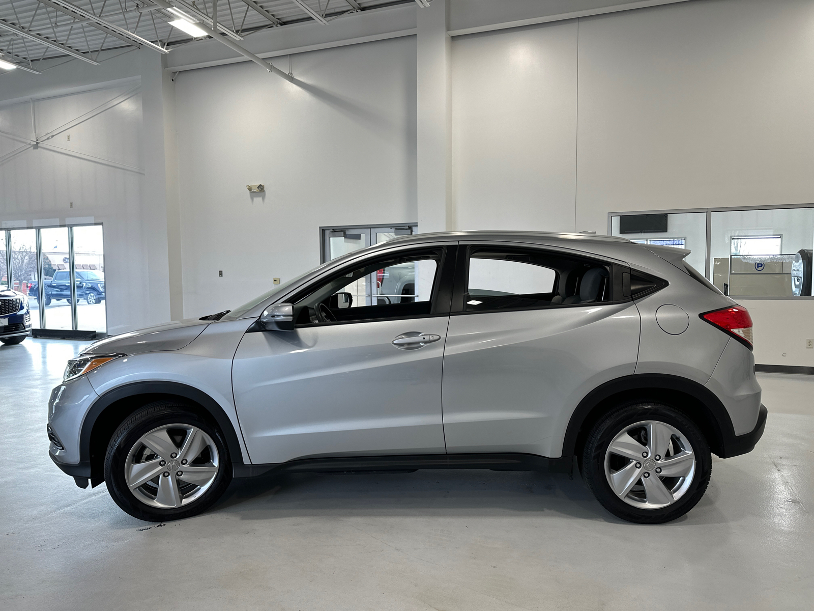 2019 Honda HR-V EX 9