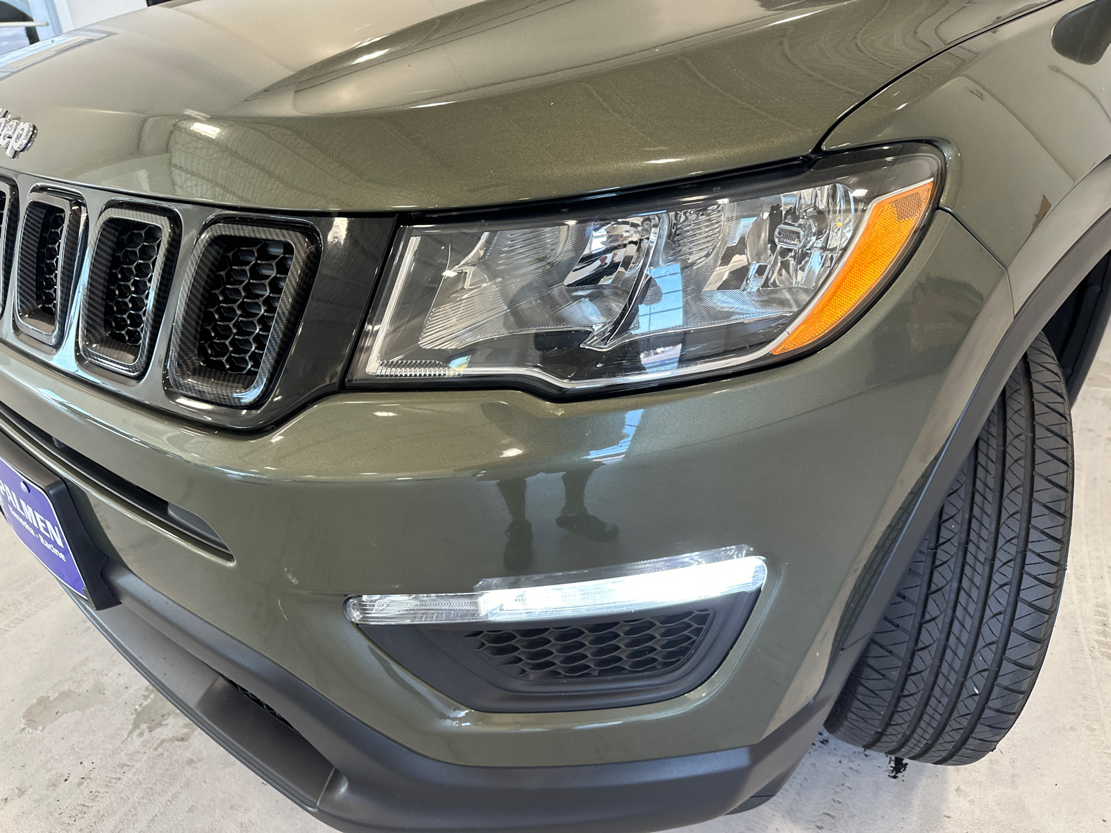 2018 Jeep Compass Sport 11