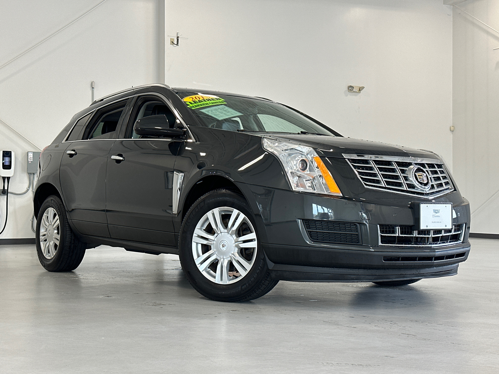 2015 Cadillac SRX Luxury 1