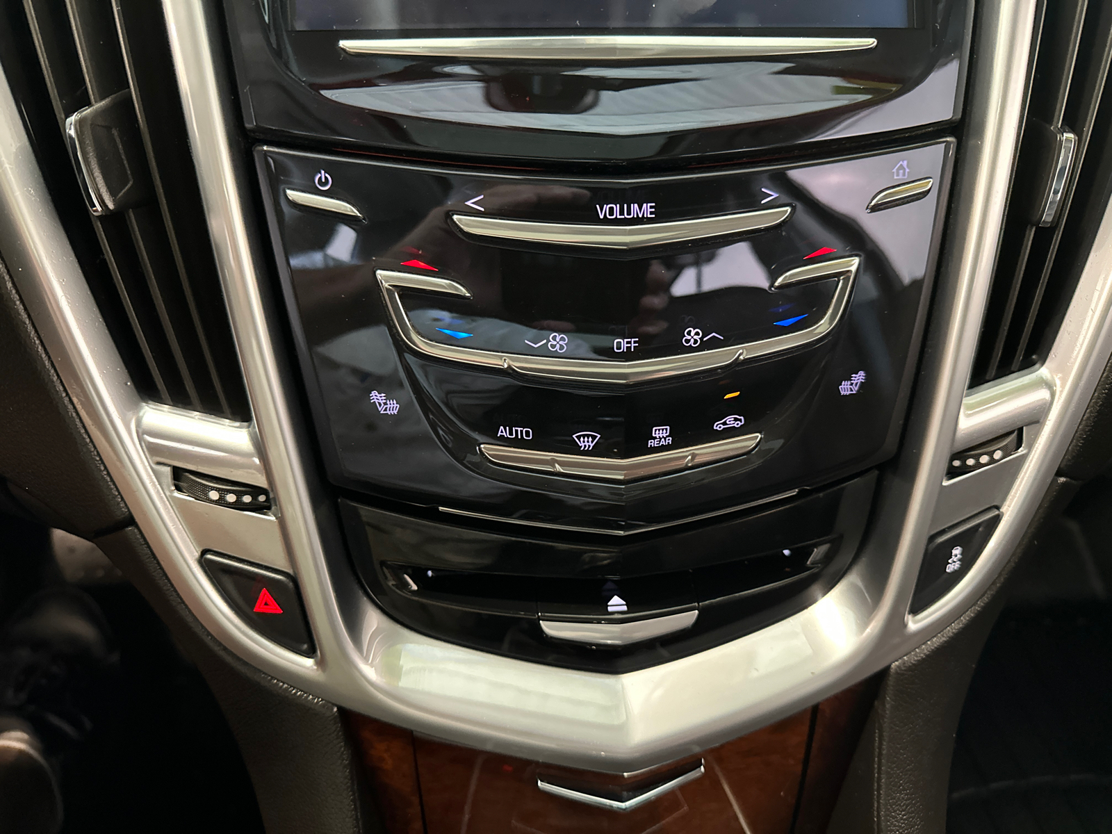 2015 Cadillac SRX Luxury 19