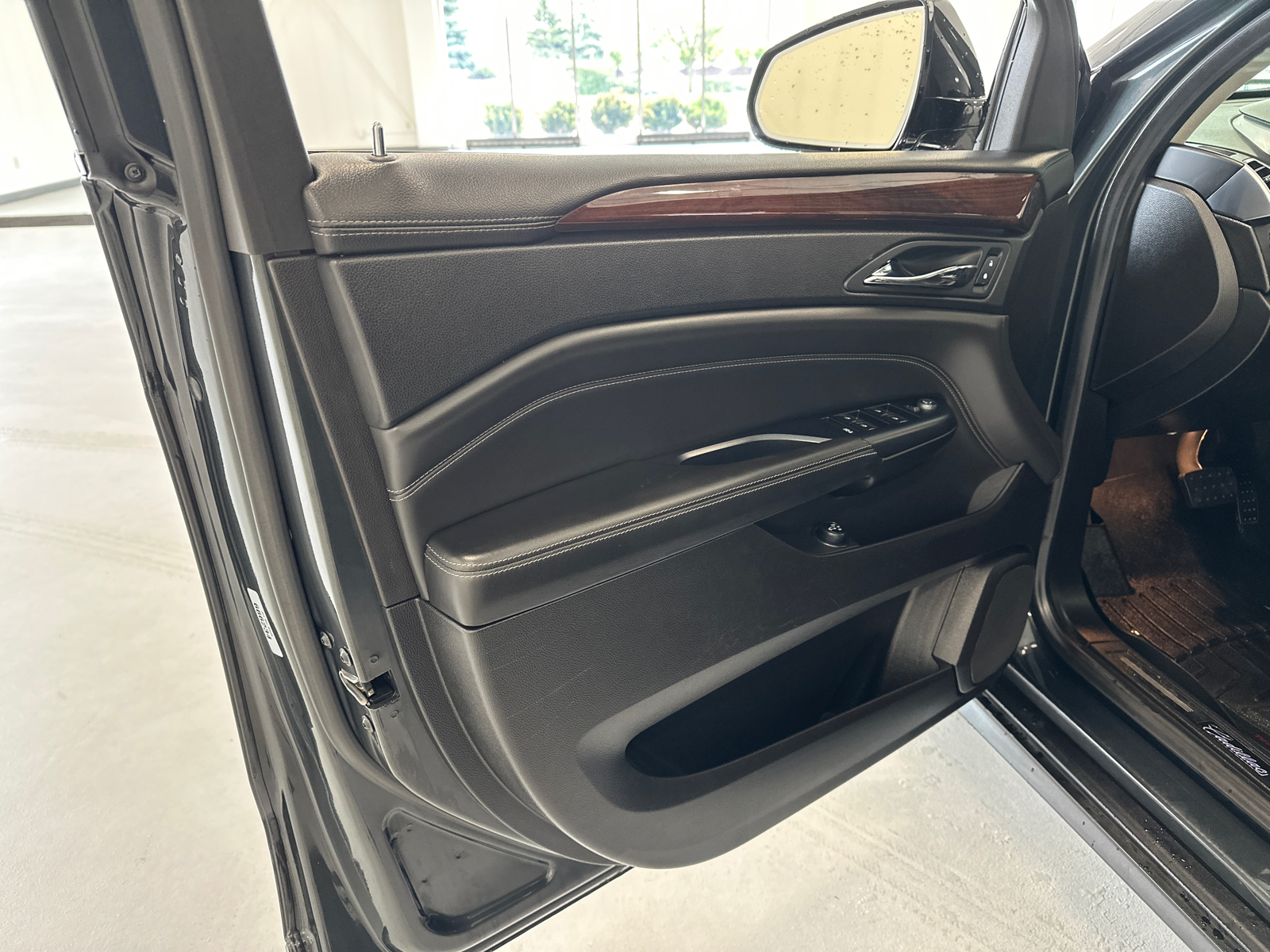 2015 Cadillac SRX Luxury 26