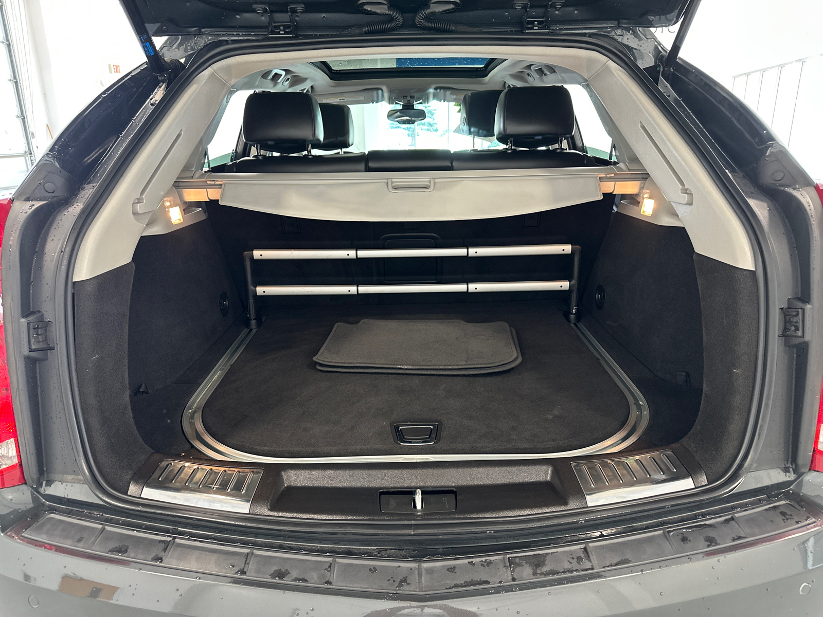 2015 Cadillac SRX Luxury 29
