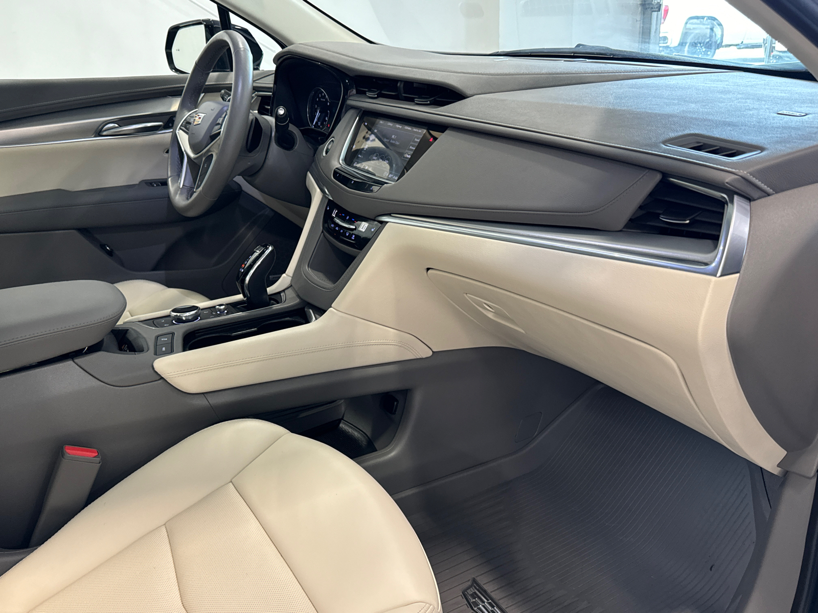 2021 Cadillac XT5 Premium Luxury 11