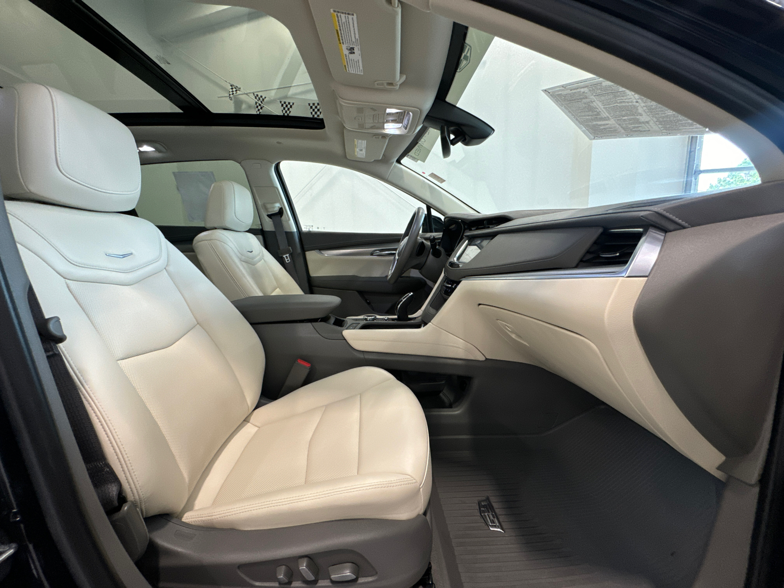 2021 Cadillac XT5 Premium Luxury 12