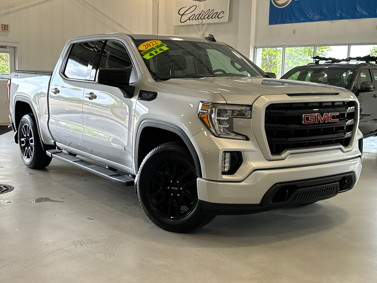 2022 GMC Sierra 1500 Limited Elevation 2