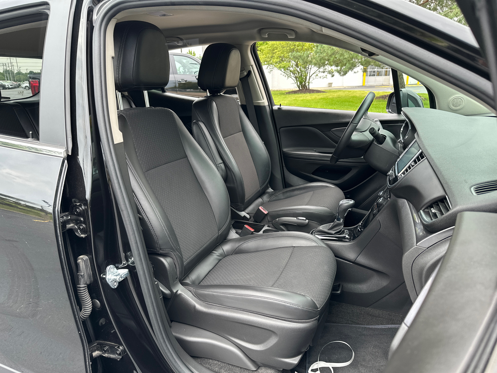 2021 Buick Encore Preferred 33