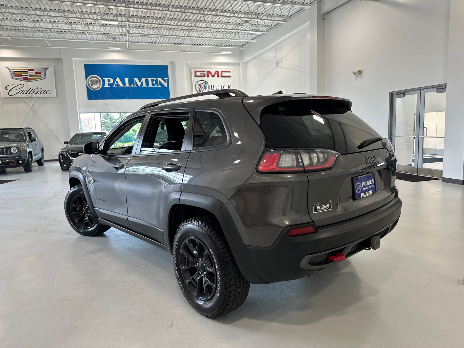 2021 Jeep Cherokee Trailhawk 8