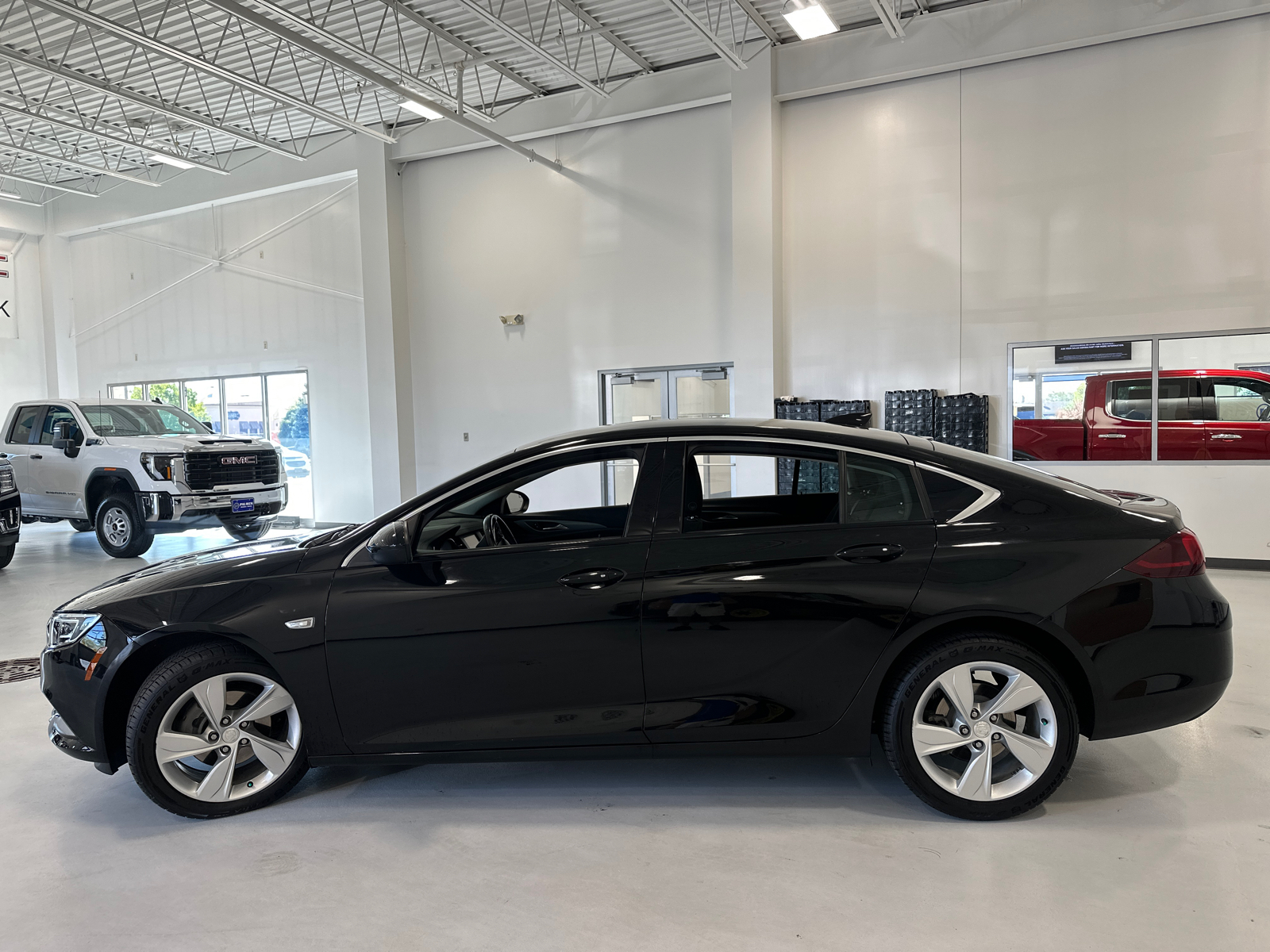 2018 Buick Regal Preferred 9