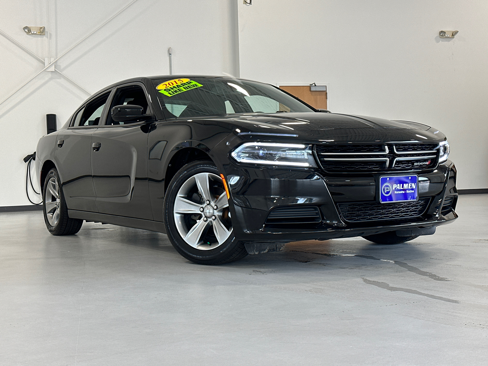 2015 Dodge Charger SE 2