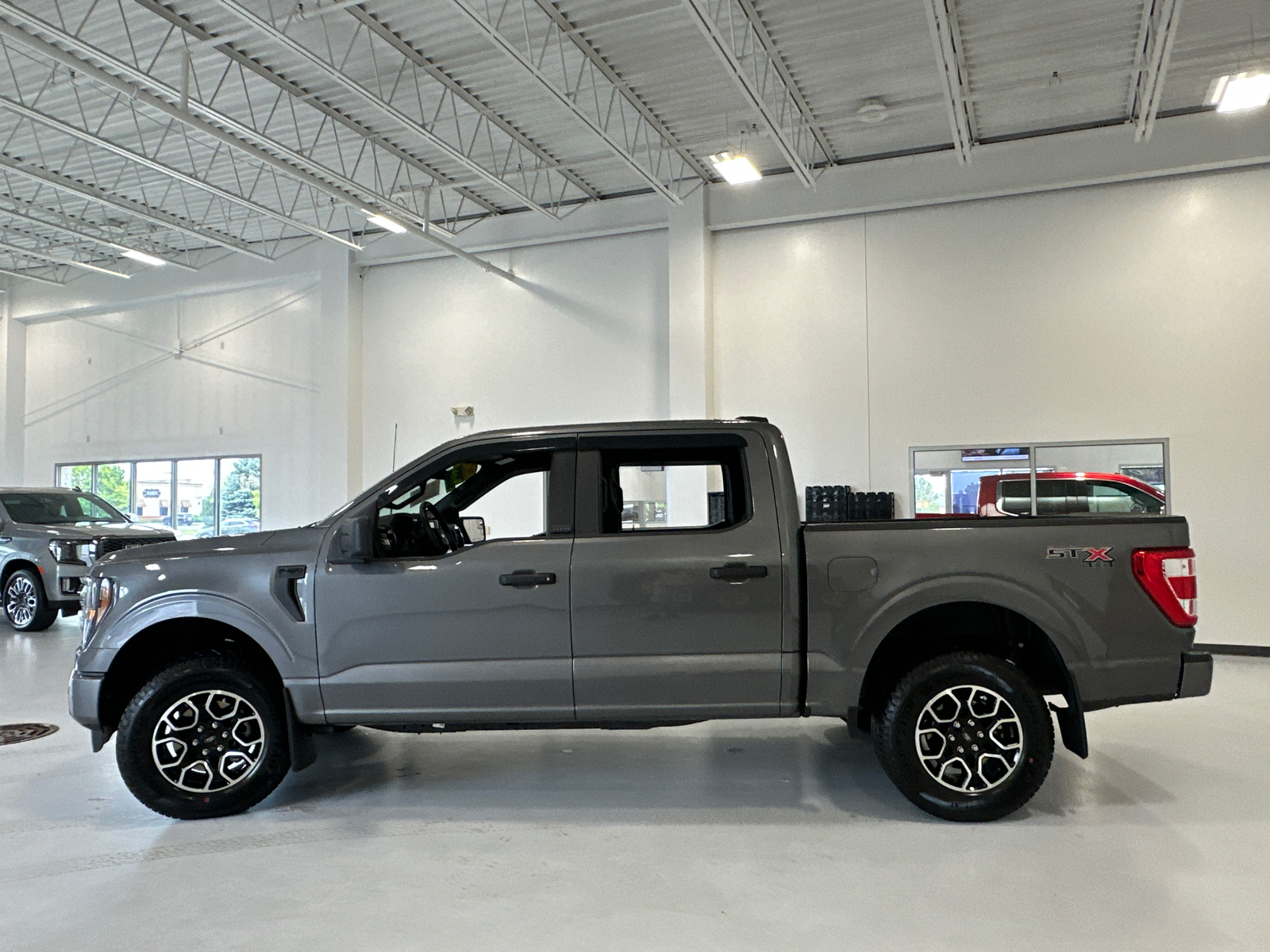 2023 Ford F-150 XL 9