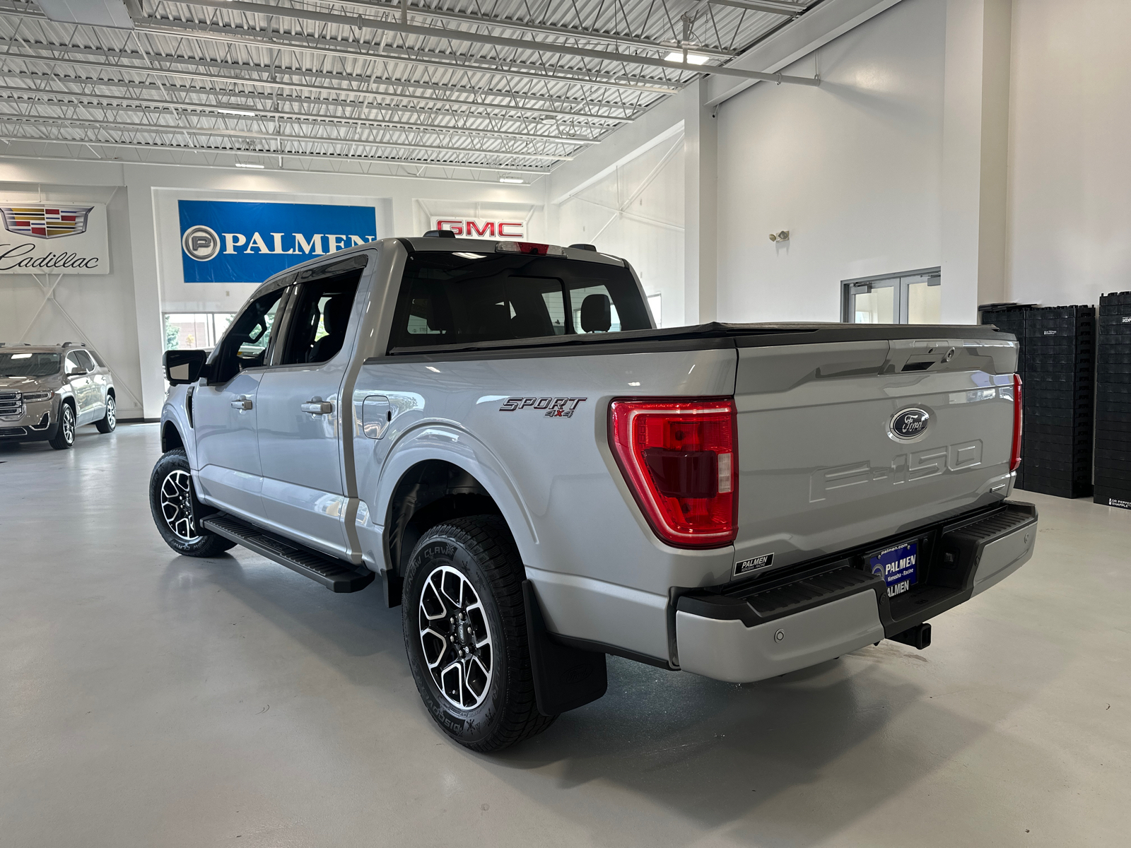 2022 Ford F-150 XLT 8