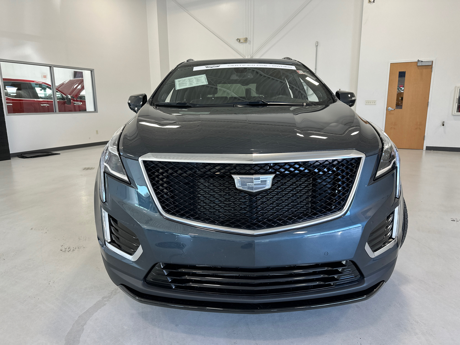 2021 Cadillac XT5 Sport 3