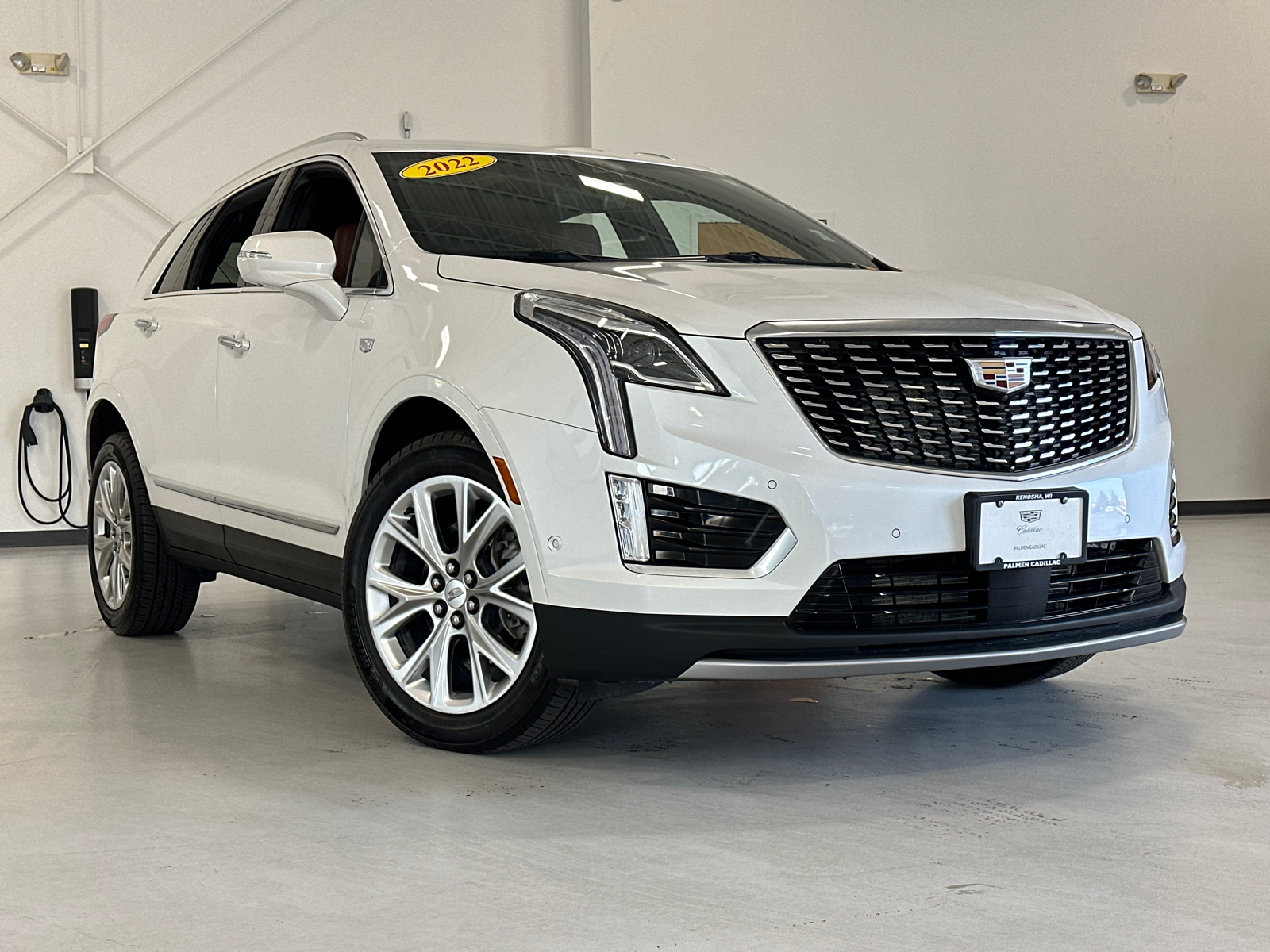 2022 Cadillac XT5 Premium Luxury 2