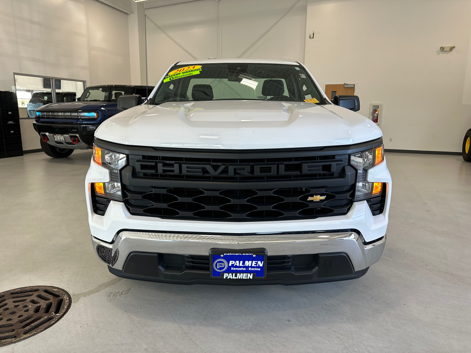 2023 Chevrolet Silverado 1500 WT 3