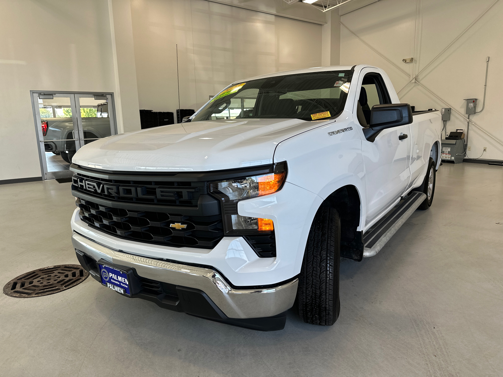 2023 Chevrolet Silverado 1500 WT 10