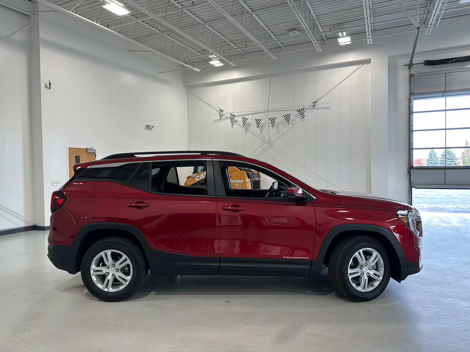 2024 GMC Terrain SLE 5