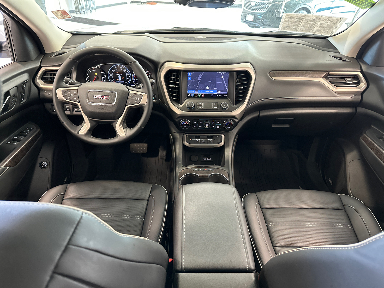 2023 GMC Acadia Denali 15