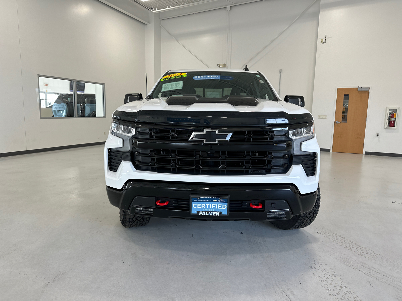 2023 Chevrolet Silverado 1500 LT Trail Boss 3