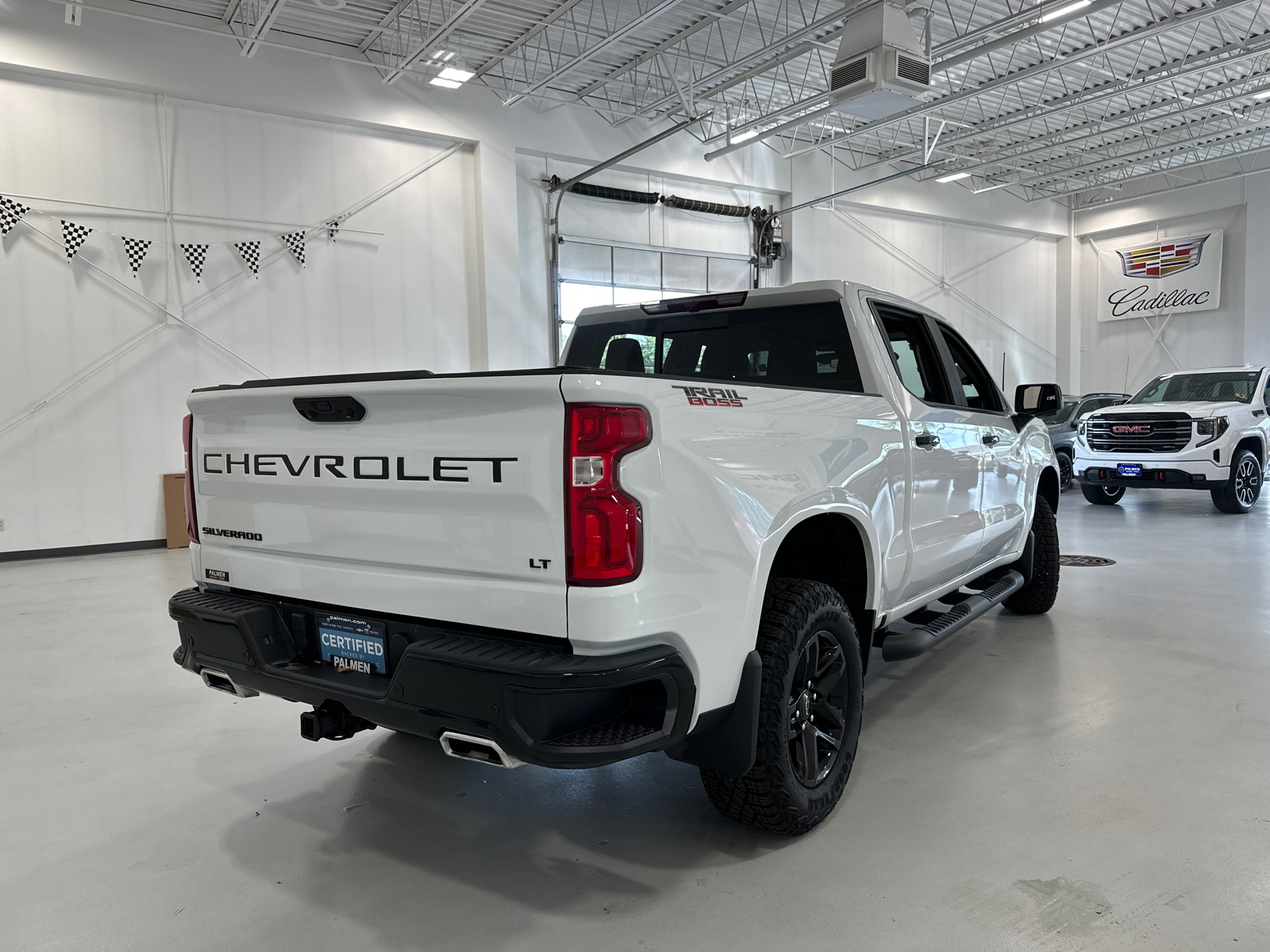 2023 Chevrolet Silverado 1500 LT Trail Boss 6