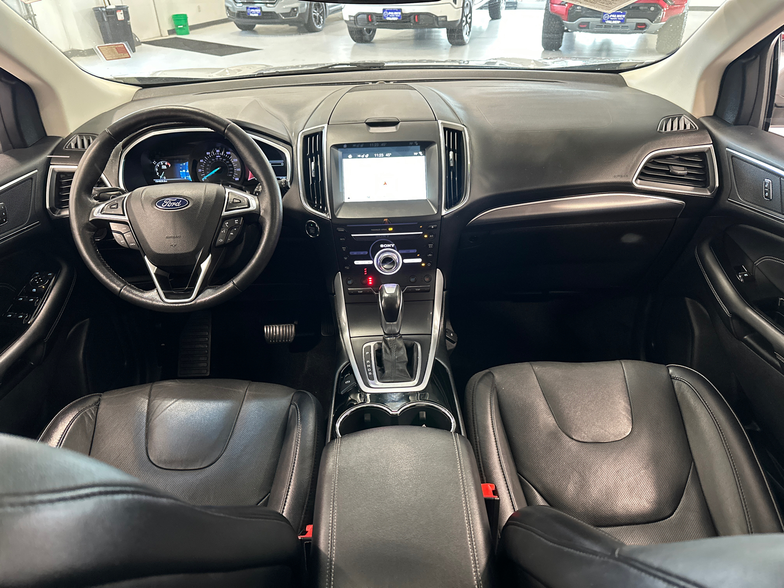 2018 Ford Edge Titanium 15