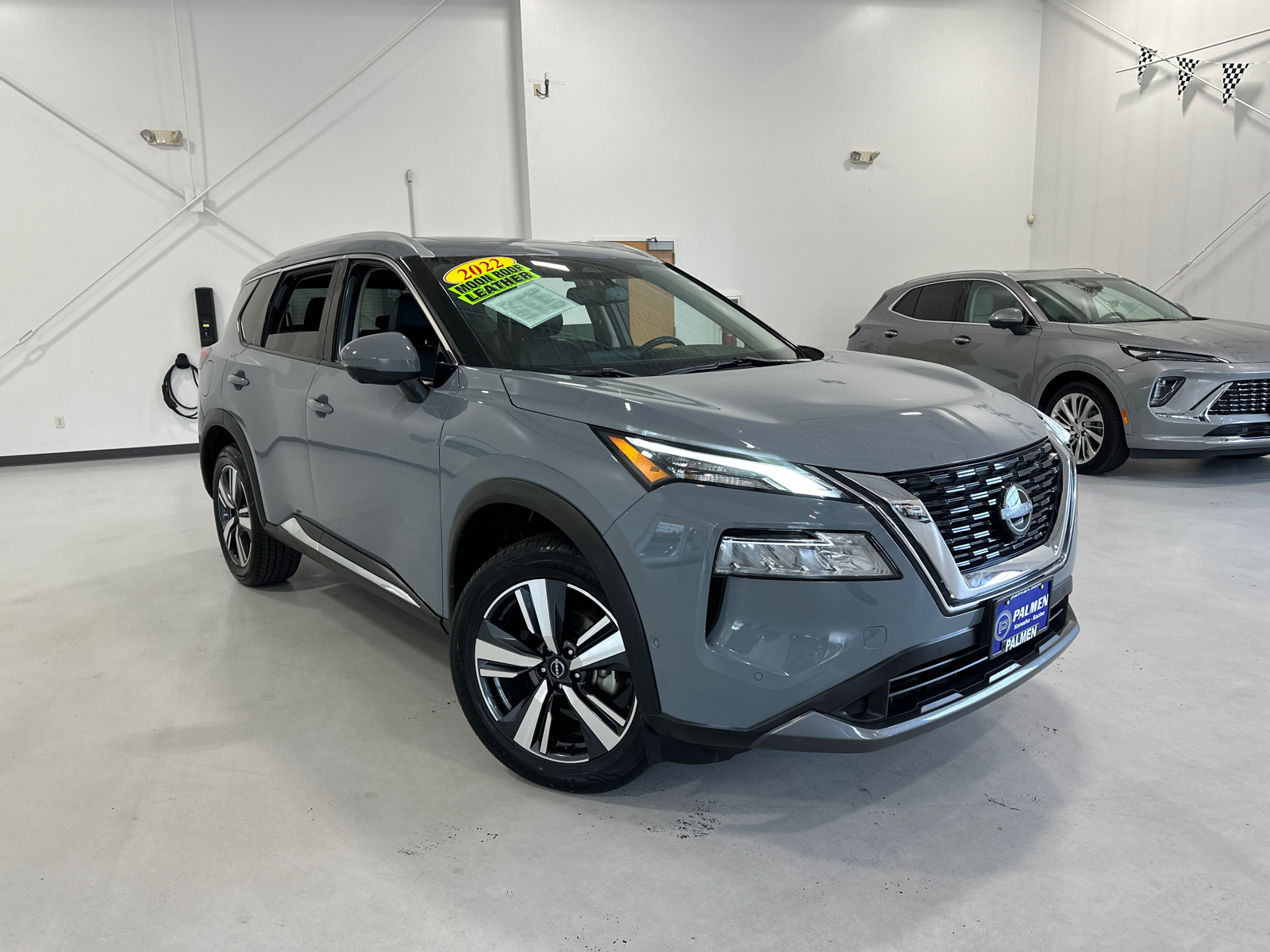 2023 Nissan Rogue SL 4