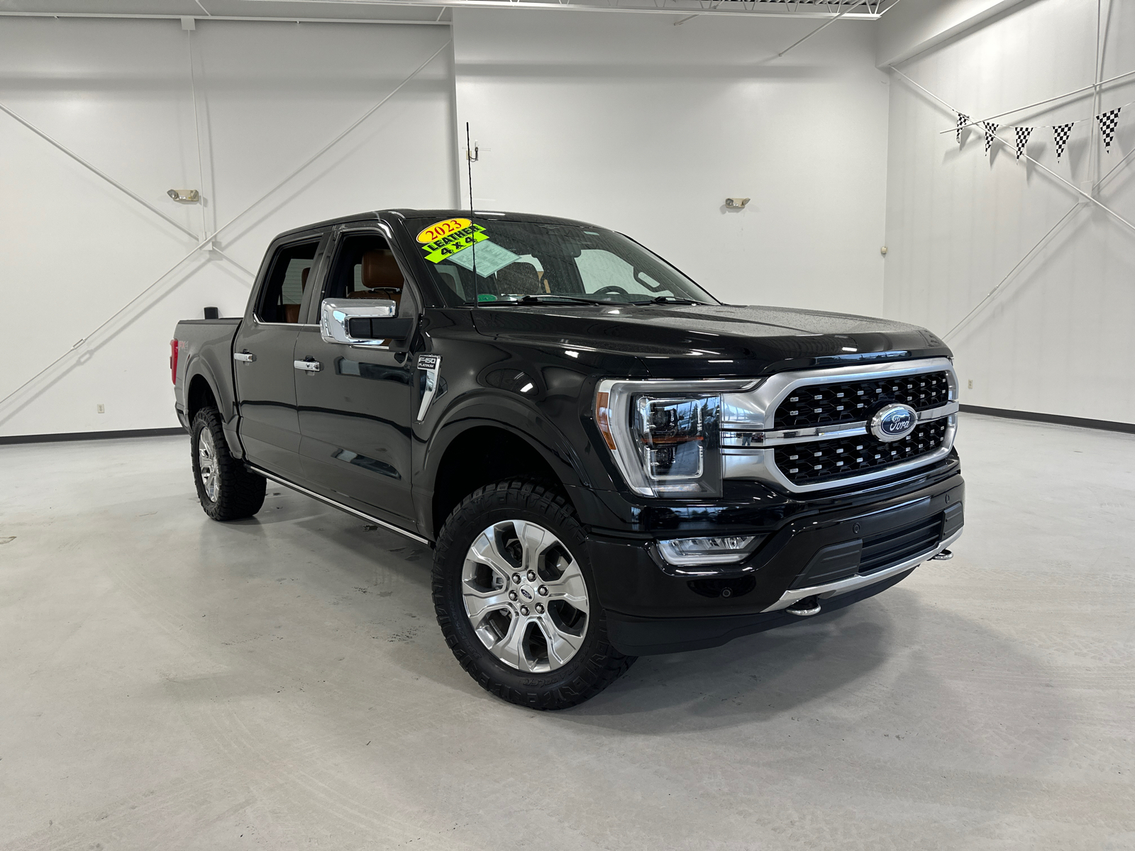 2023 Ford F-150 Platinum 4