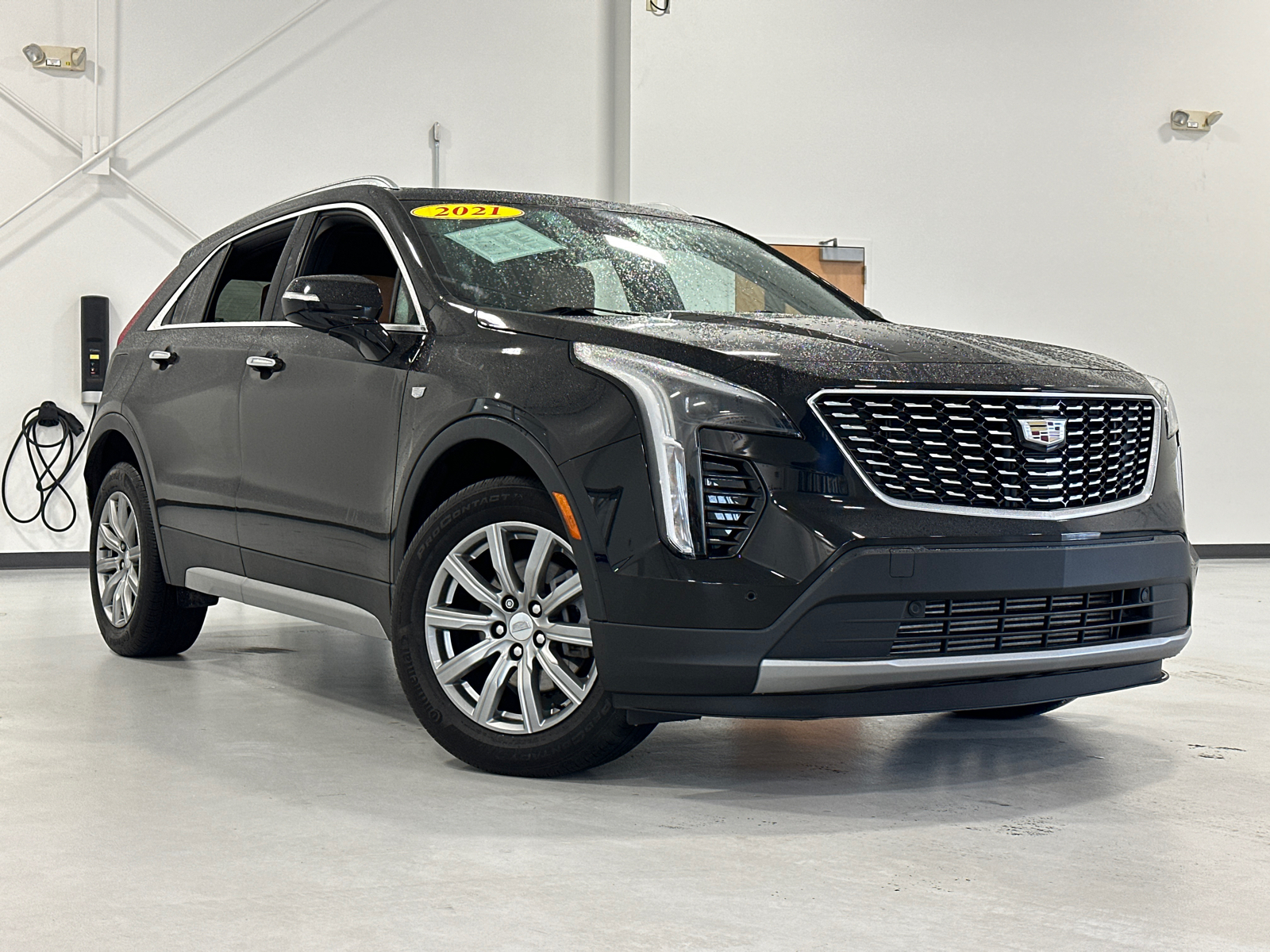 2021 Cadillac XT4 Premium Luxury 1