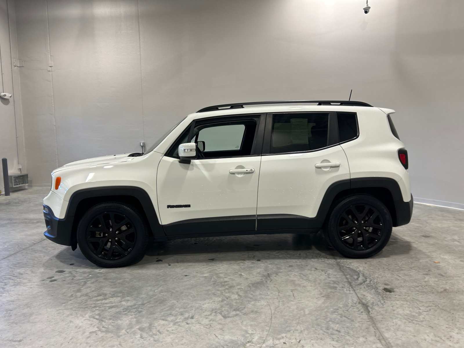 2018 Jeep Renegade Altitude 9