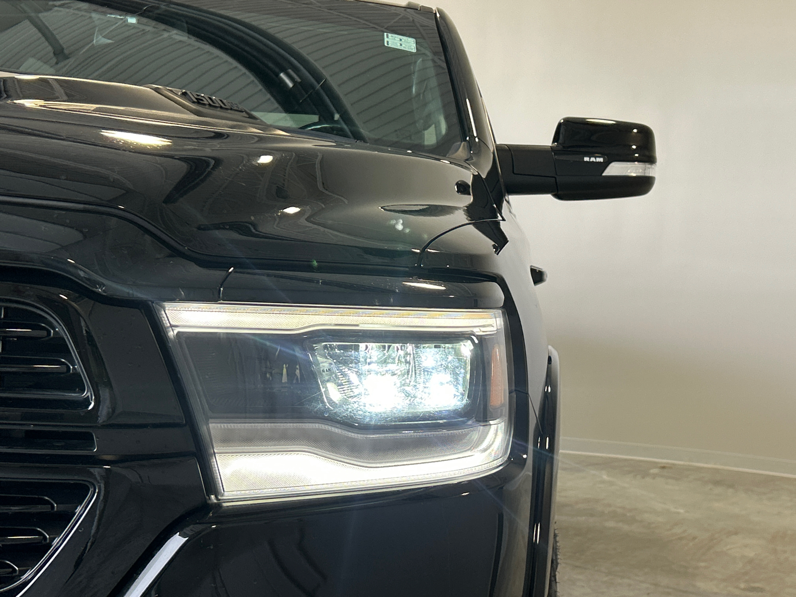 2019 Ram 1500 Laramie 10