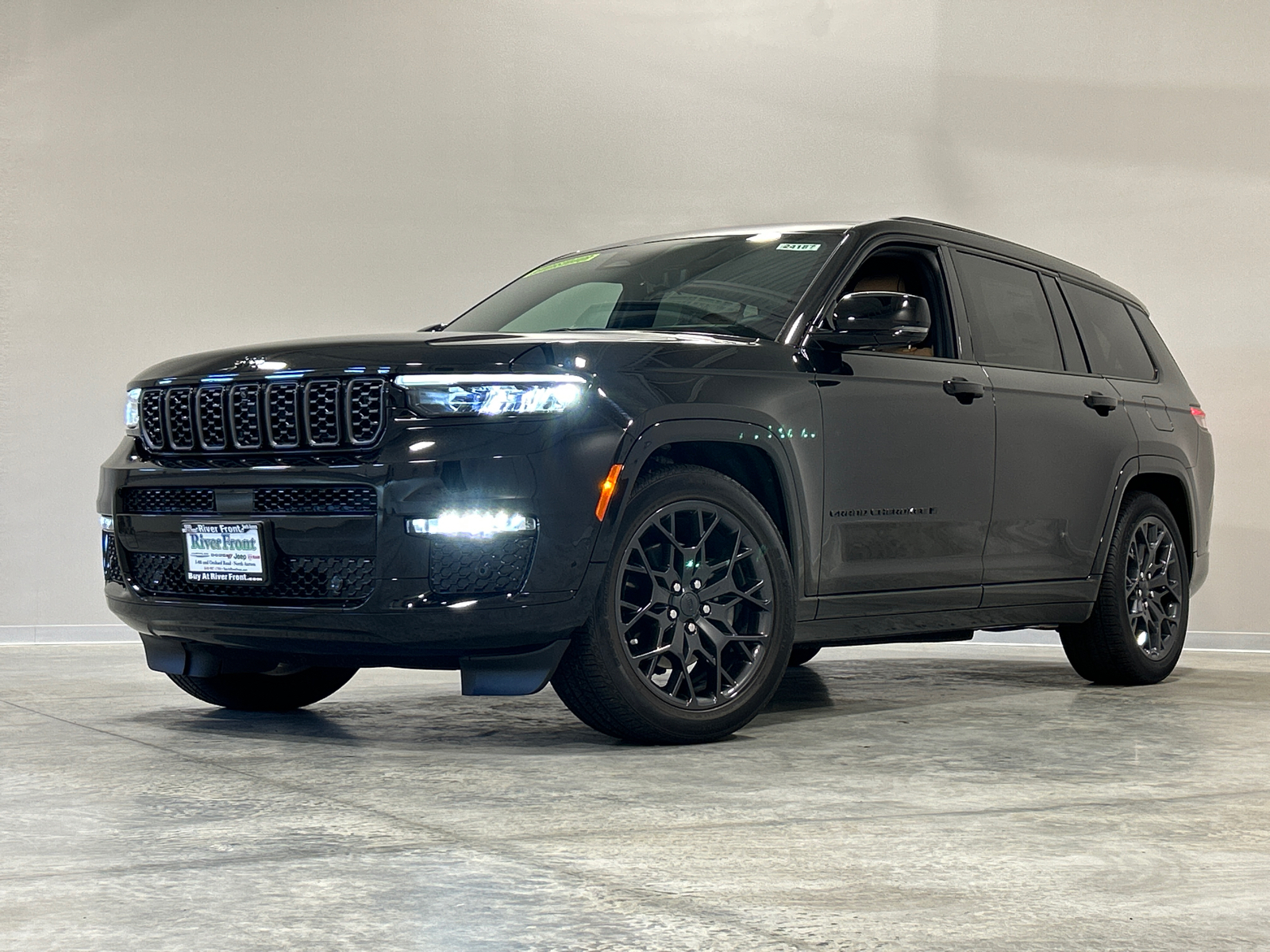 2024 Jeep Grand Cherokee L Summit 1