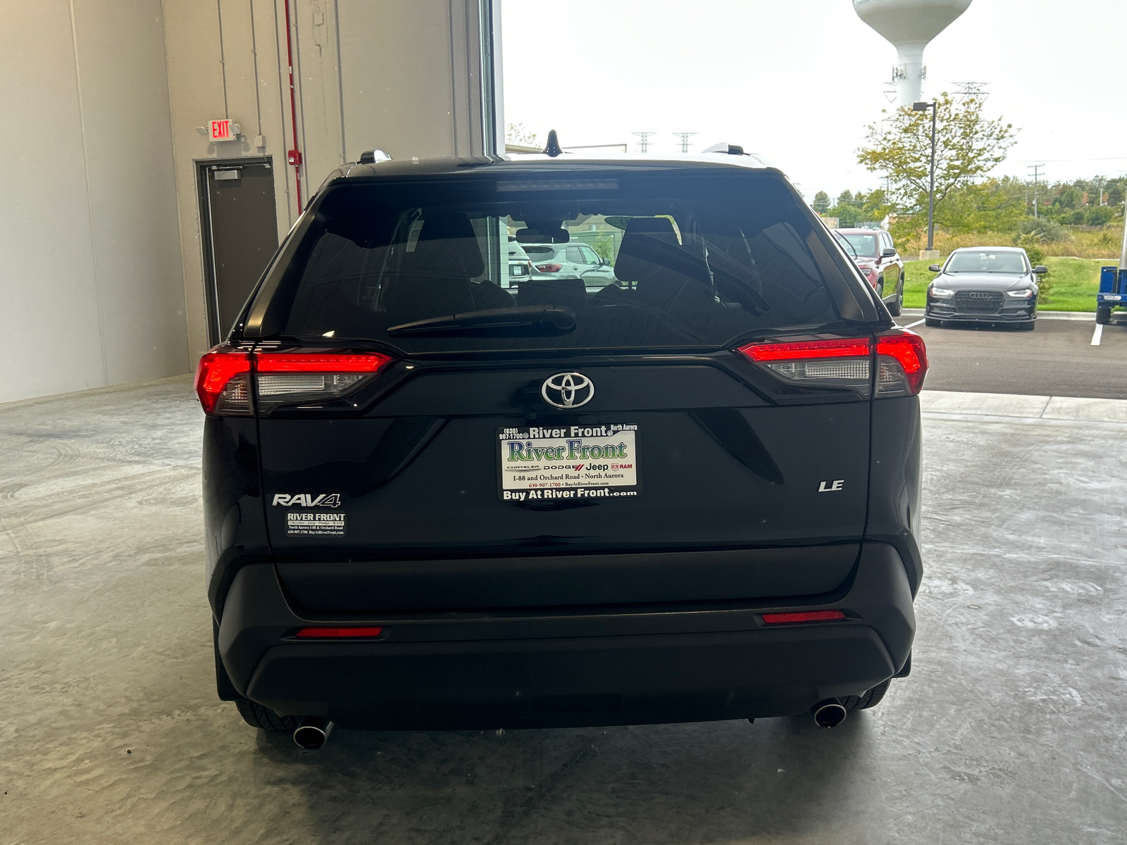 2019 Toyota RAV4 LE 7