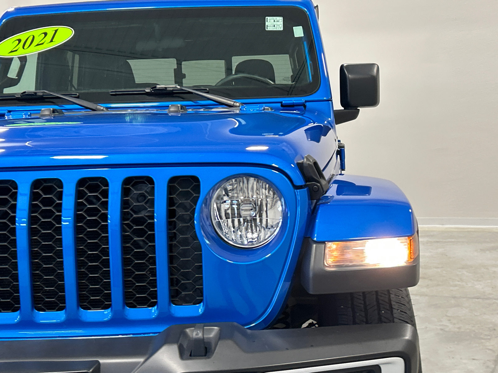 2021 Jeep Gladiator Sport 10